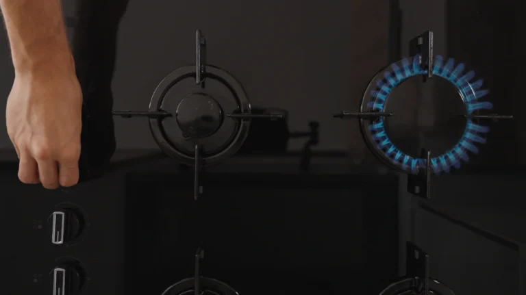 Power.it luce e gas. Video fornello acceso